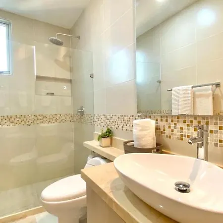 Apartamento De Tres 2805
